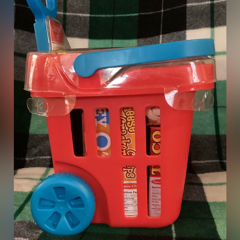 Melissa & Doug Fill & Roll Grocery Basket - Picture 4 of 10